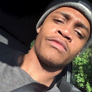 Meet your Posher, Troy